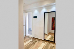 LINA - TIA, One Bedroom Apartment in New Bazaar